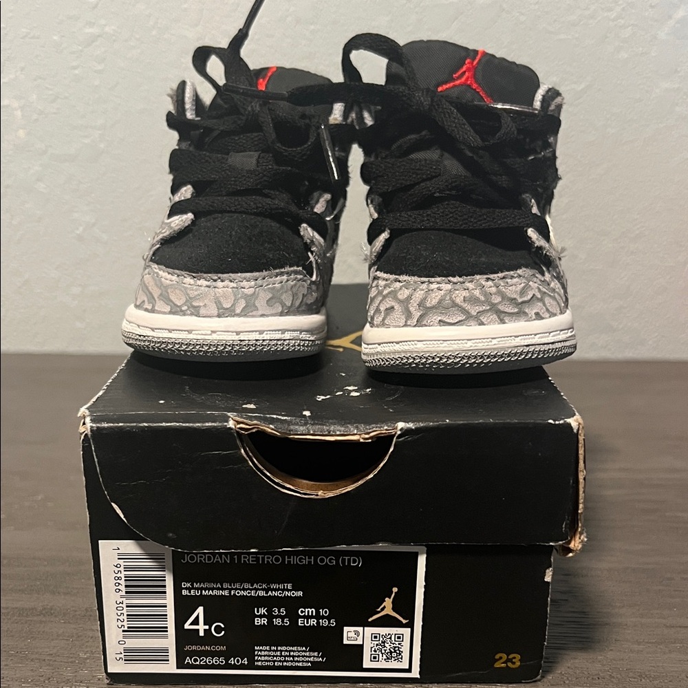 Nike Jordan 1 Retro High OG Toddler black white gray